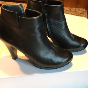 Paul Green Low boots